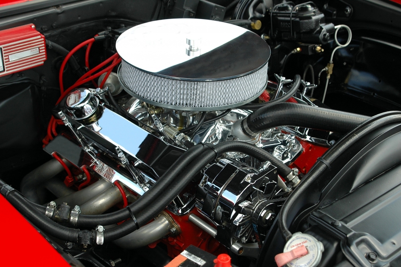 garagiste--min_car-engine-1548434